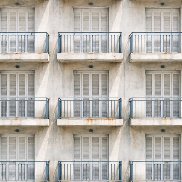 Fines, Bans, and Buybacks: Athens' Rental Crackdown and Its Ripple Effect on Hotels
